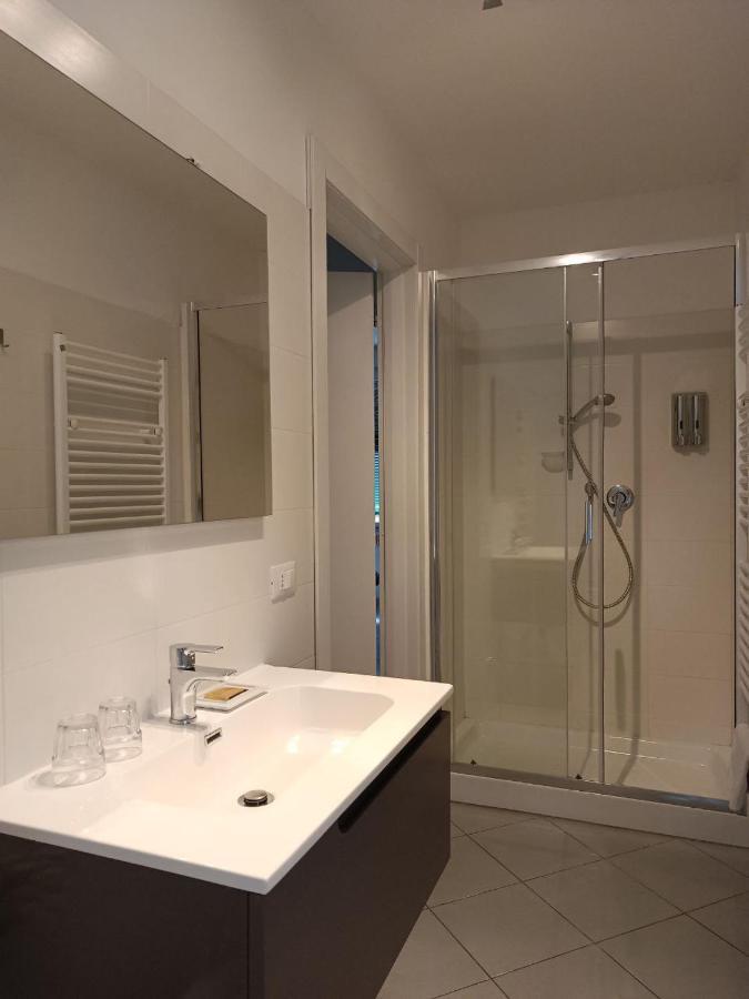 Blackstone Apartment Варацце Экстерьер фото