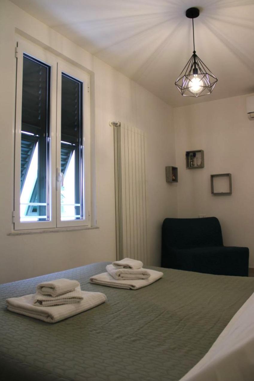 Blackstone Apartment Варацце Экстерьер фото